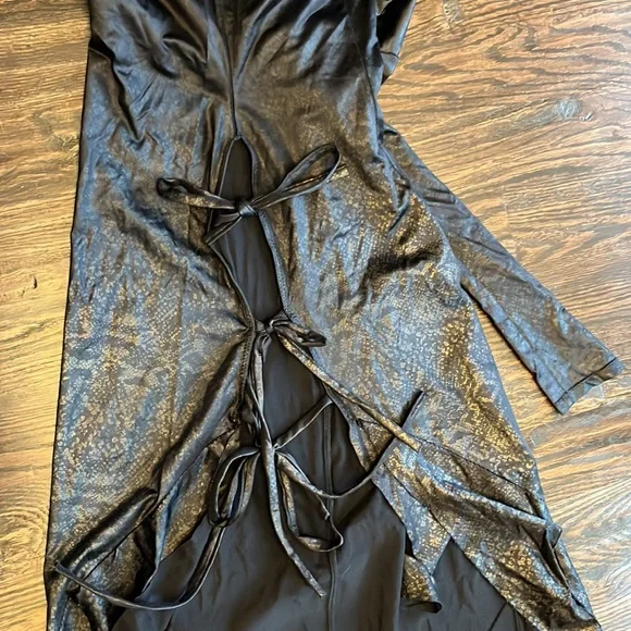 One of a kind 🐍 - Picture 5 of 9